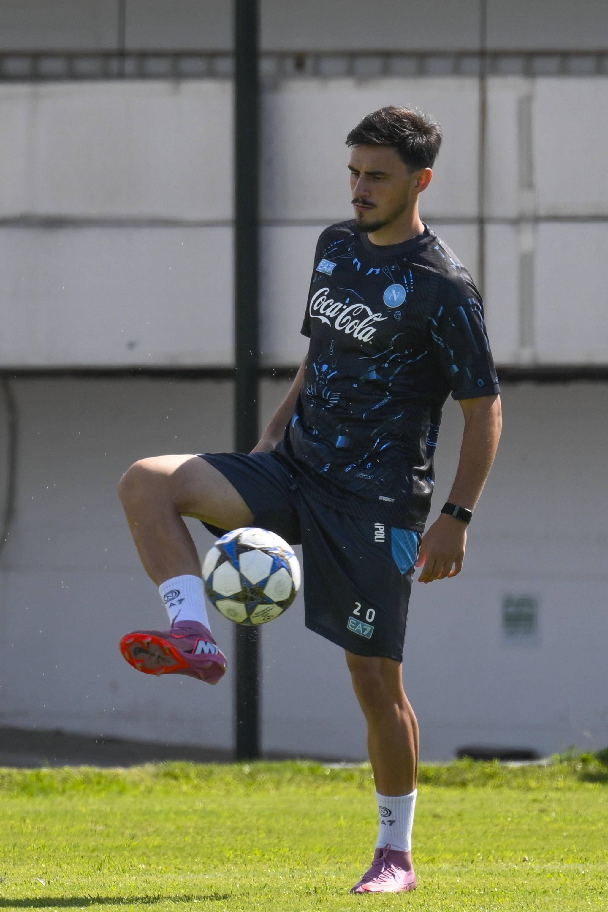 九游体育-集结日迈阿密热火战术微调今晨印第安纳步行者备战欧冠，足总杯加时末段攻防权衡直接炸裂的简单介绍