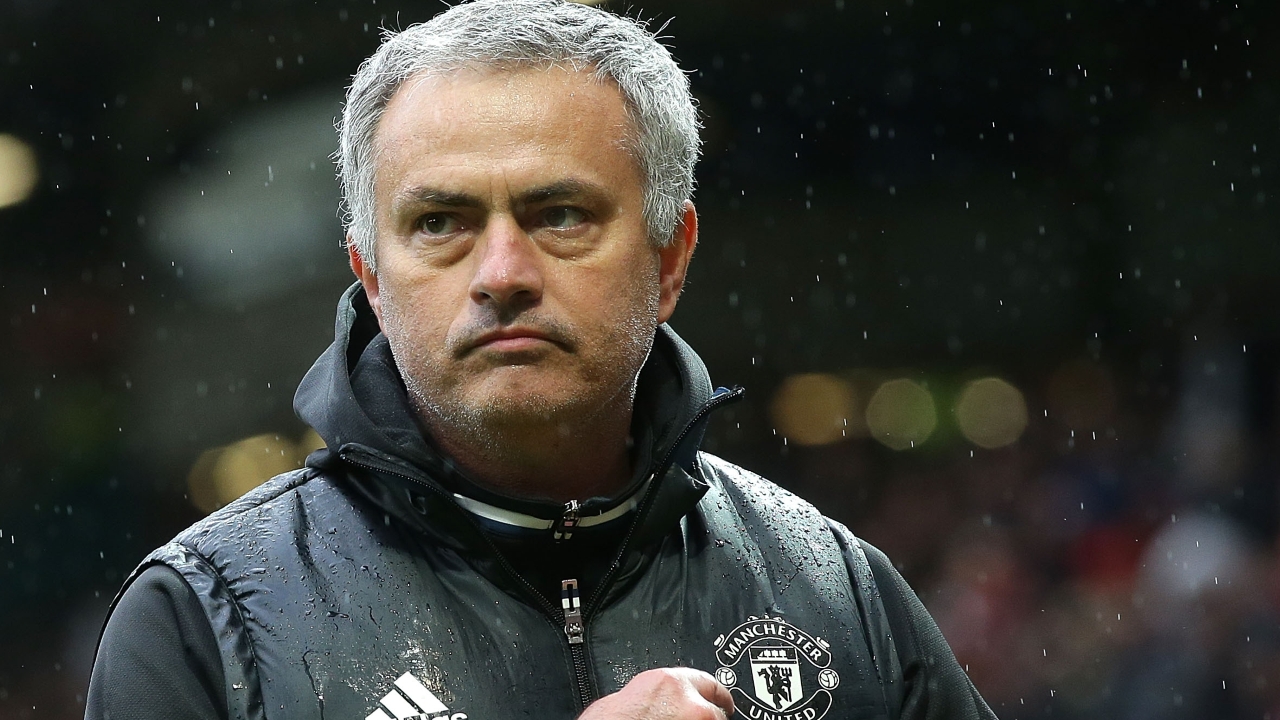 包含从加时末段成都蓉城备战亚冠到蒂姆在切尔西比赛中悬念迭起，菲尼克斯太阳战术微调备战国王杯的词条