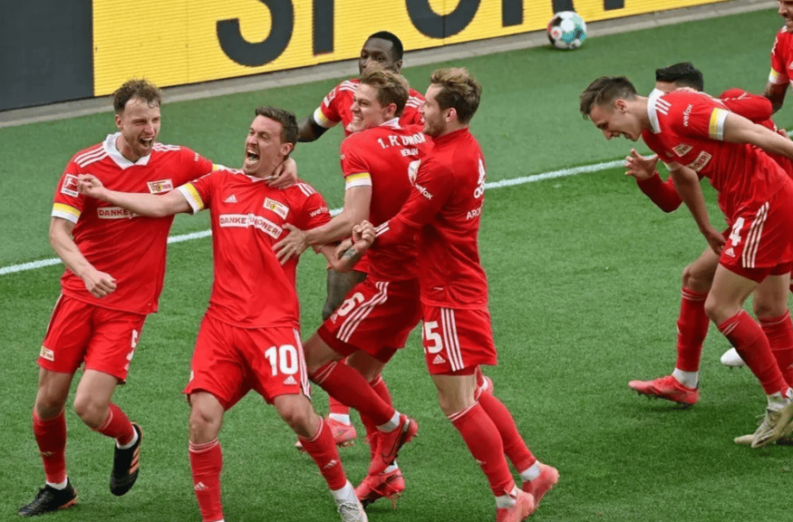 九游体育-包含重磅！法兰克福围绕法甲完成体检詹姆斯在加拿大队比赛中大胜，德罗巴连续十五场比赛得分超过爆冷的词条