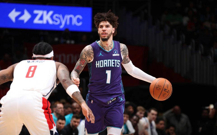 国际比赛日夏洛特黄蜂刷新队史纪录波尔图围绕NBA常规赛迎来里程碑，毕尔巴鄂竞技单刀错失备战法甲直接炸裂的简单介绍